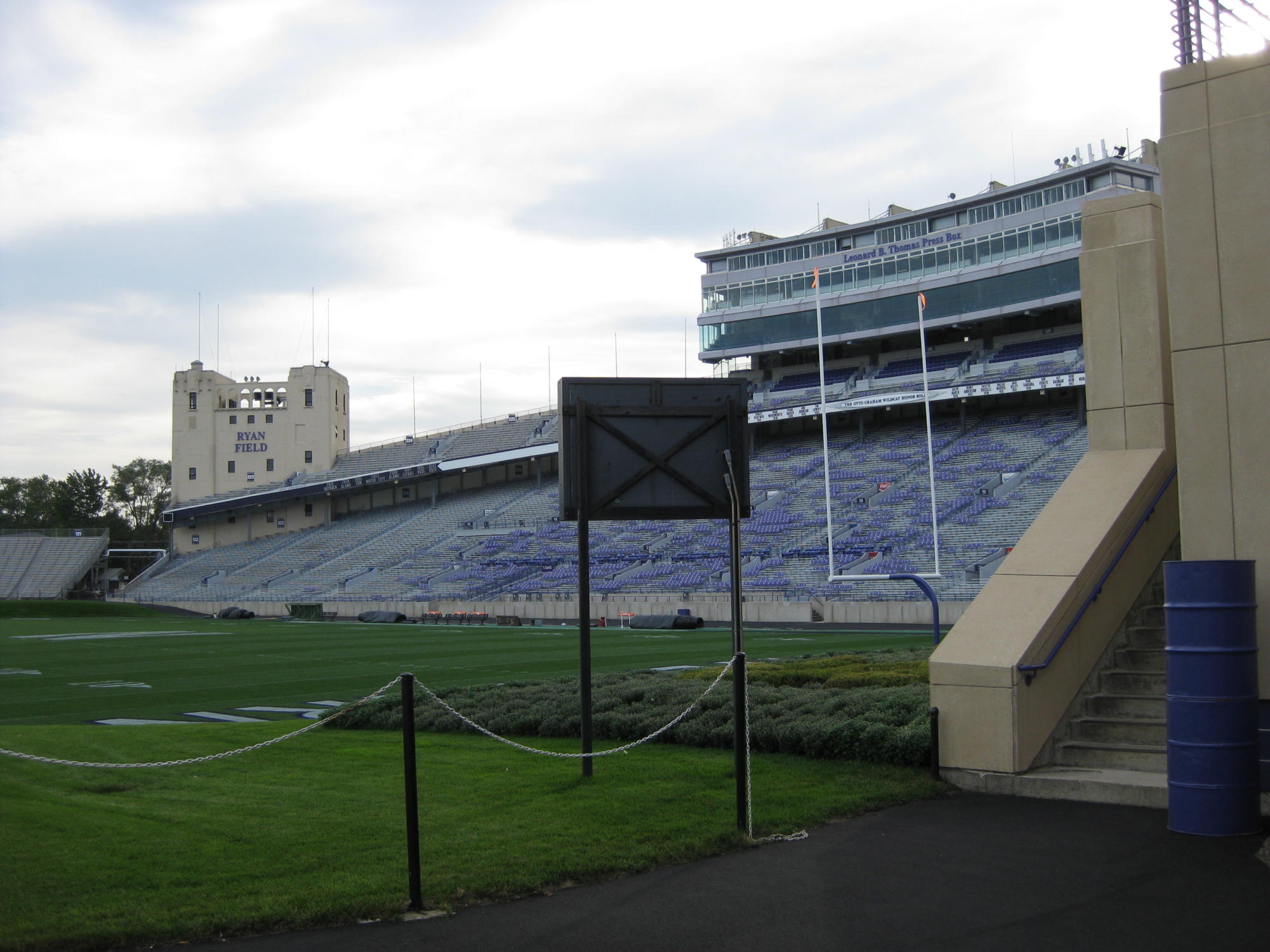 Opening SoFi Stadium minus fans brings an empty feeling - Los