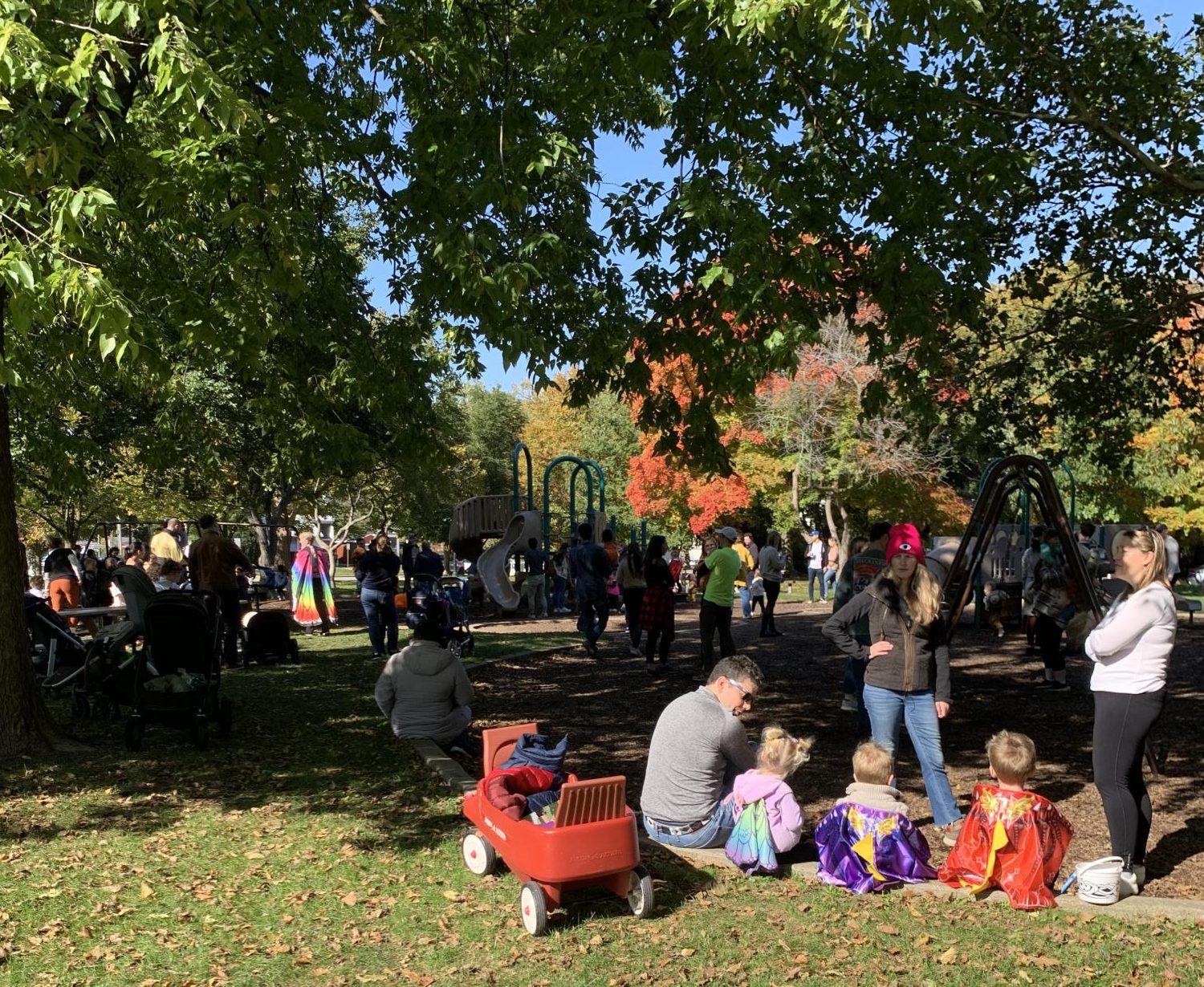 Central Street Evanston’s annual Halloween event draws large crowds