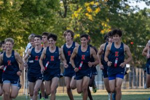 Running the Distance: Seniors Share Years of Cross Country Bond